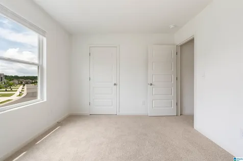 5155 Meadow Ridge Trail Bessemer AL 35022