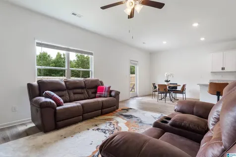 5155 Meadow Ridge Trail Bessemer AL 35022