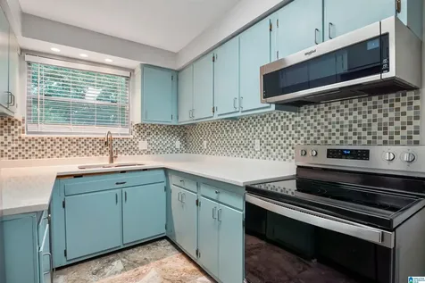 1916 Shades Cliff Terrace Homewood AL 35209