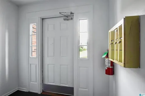 1916 Shades Cliff Terrace Homewood AL 35209