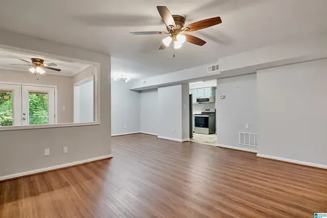 1916 Shades Cliff Terrace Homewood AL 35209