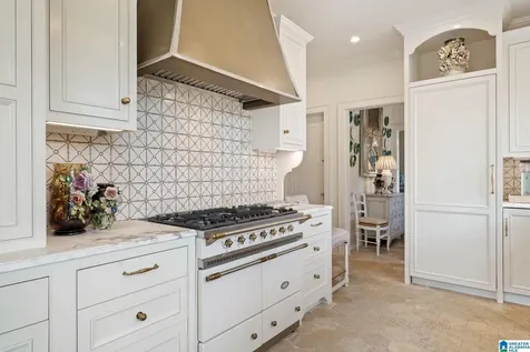 124 Windsor Drive Homewood AL 35209