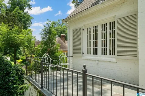 124 Windsor Drive Homewood AL 35209