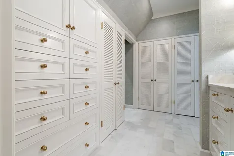 124 Windsor Drive Homewood AL 35209
