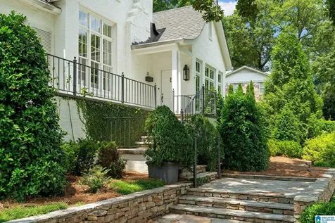124 Windsor Drive Homewood AL 35209