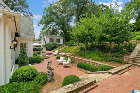 124 Windsor Drive Homewood AL 35209
