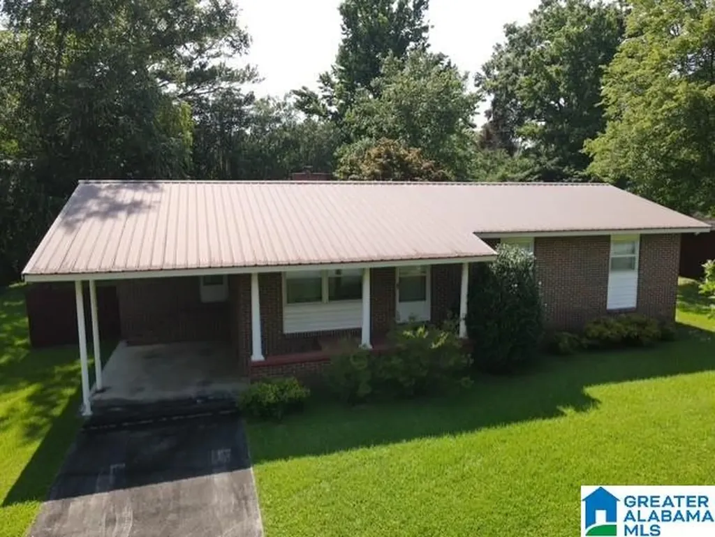 105 Eden Drive Sylacauga AL 35150
