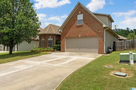 2016 Highview Way Calera AL 35040