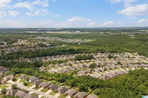 2016 Highview Way Calera AL 35040