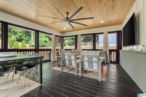 605 Devon Drive Homewood AL 35209