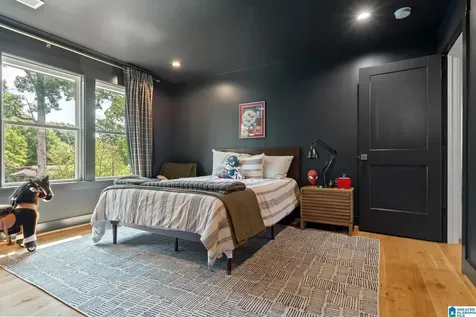 605 Devon Drive Homewood AL 35209