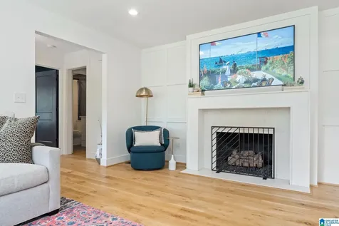 605 Devon Drive Homewood AL 35209