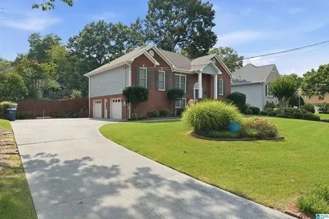 120 Kentwood Trail Alabaster AL 35007