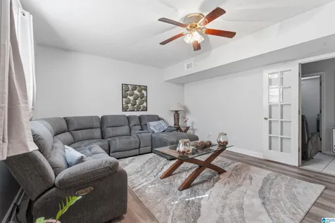 120 Kentwood Trail Alabaster AL 35007