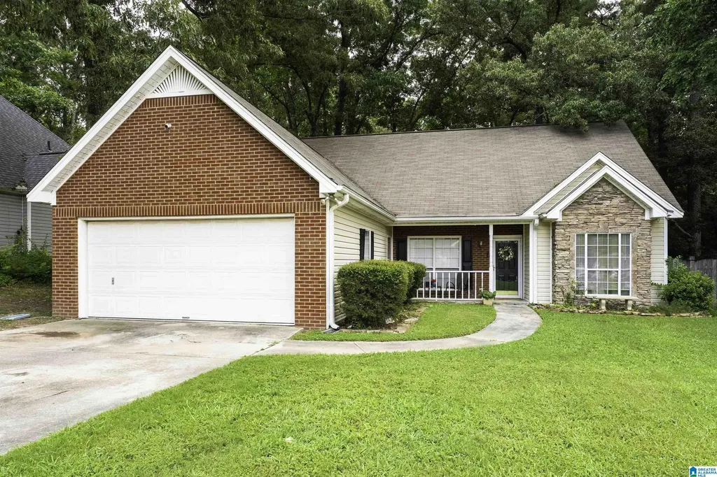 132 Greenfield Lane Alabaster AL 35007