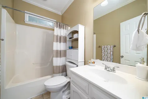 132 Greenfield Lane Alabaster AL 35007