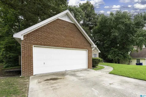 132 Greenfield Lane Alabaster AL 35007