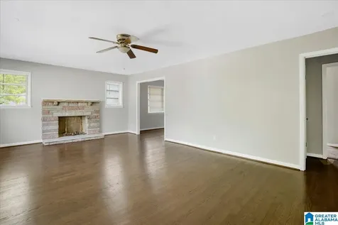 117 10th Court W Birmingham AL 35204