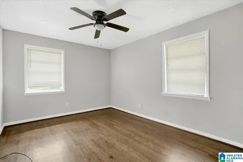 117 10th Court W Birmingham AL 35204
