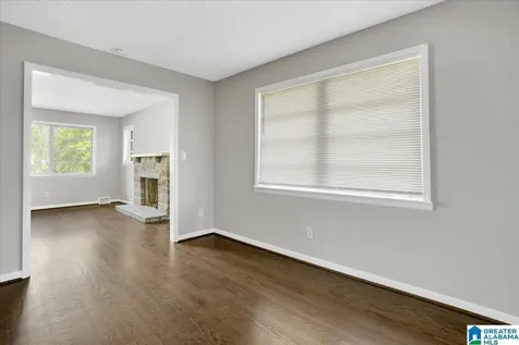 117 10th Court W Birmingham AL 35204