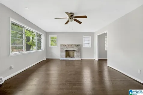 117 10th Court W Birmingham AL 35204