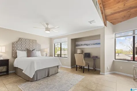 1 Berrywood Drive Vestavia Hills AL 35216