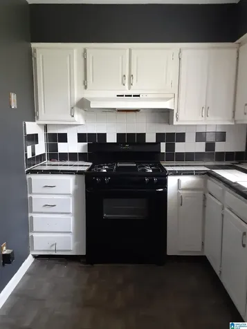 32 Carriage House Road SW Bessemer AL 35022