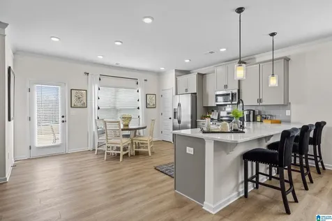 4543 Village Springs Square Fultondale AL 35068