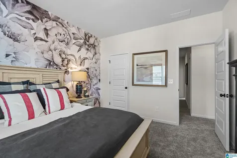 4543 Village Springs Square Fultondale AL 35068