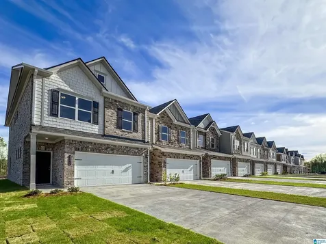 4543 Village Springs Square Fultondale AL 35068