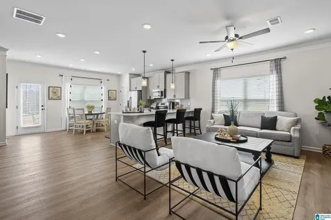 4543 Village Springs Square Fultondale AL 35068