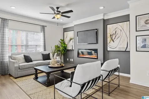 4543 Village Springs Square Fultondale AL 35068