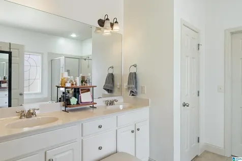 173 River Birch Road Chelsea AL 35043