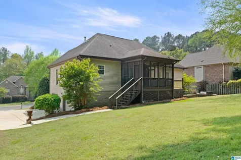 173 River Birch Road Chelsea AL 35043