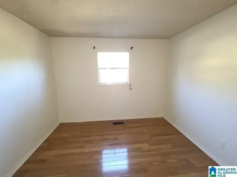 112 Hickory Circle Fairfield AL 35064