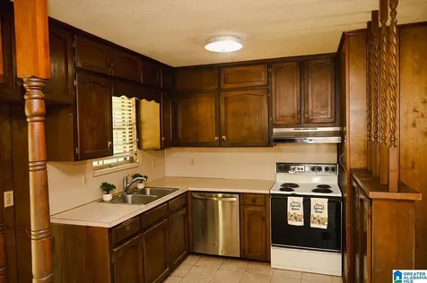 625 Tomahawk Circle Birmingham AL 35214