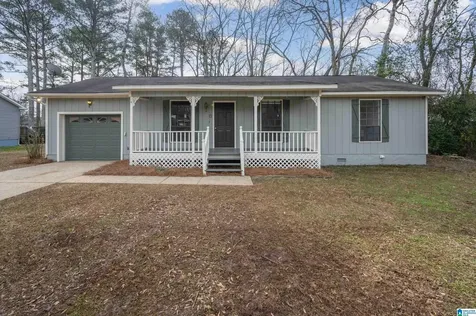 2025 Phillips Circle Leeds AL 35094