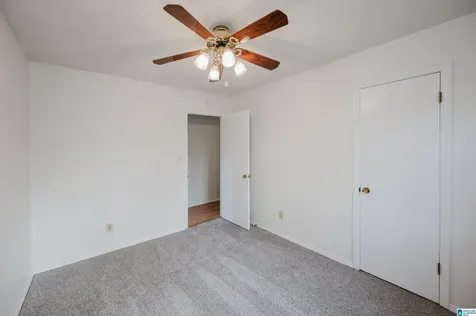2025 Phillips Circle Leeds AL 35094