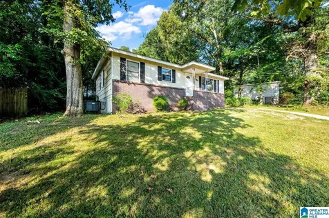 513 20th Avenue NE Center Point AL 35215