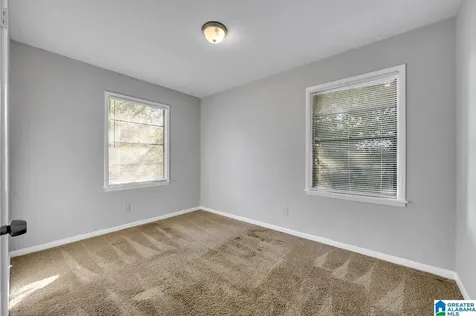 513 20th Avenue NE Center Point AL 35215