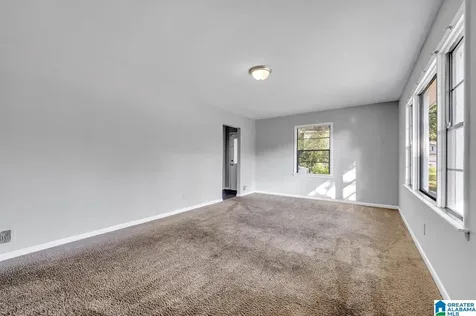 513 20th Avenue NE Center Point AL 35215