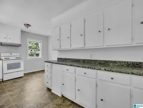 2720 2nd Street NW Center Point AL 35215
