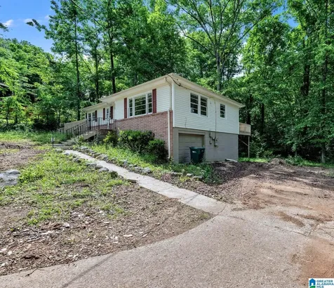 2720 2nd Street NW Center Point AL 35215