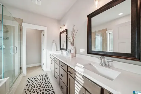 1835 Shadowbrook Lane SE Cullman AL 35055