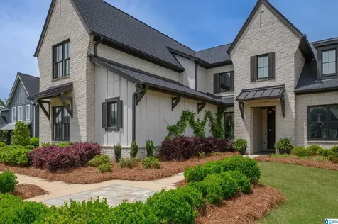 3016 Adley Circle Hoover AL 35244