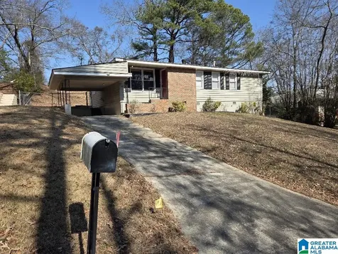 1017 Rutledge Way Fairfield AL 35064