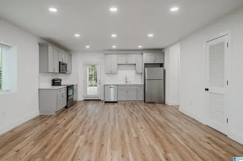 1311 Columbiana Road Homewood AL 35216