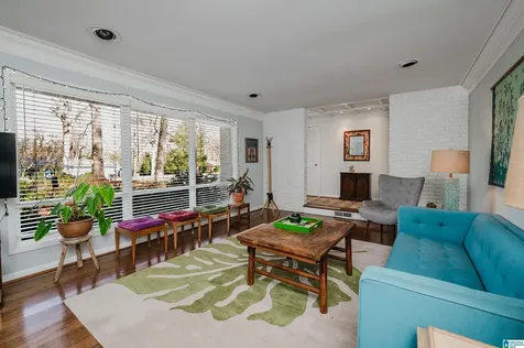 2716 Southview Terrace Vestavia Hills AL 35216