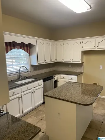 1521 Cypress Cove Circle Hoover AL 35244