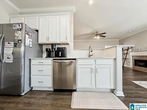 479 Summit Way Fultondale AL 35068